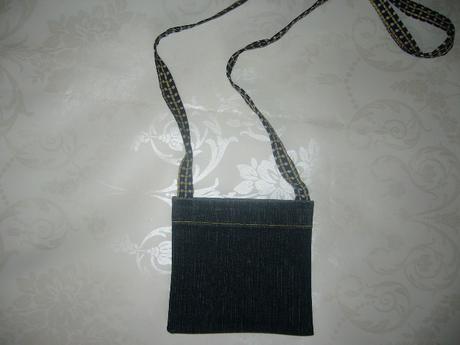 Riflova taštička na krk, 