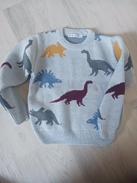 Chlapcensky sveter, 104