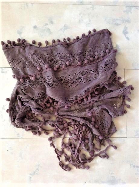 Jemná indická šatka na krk, m