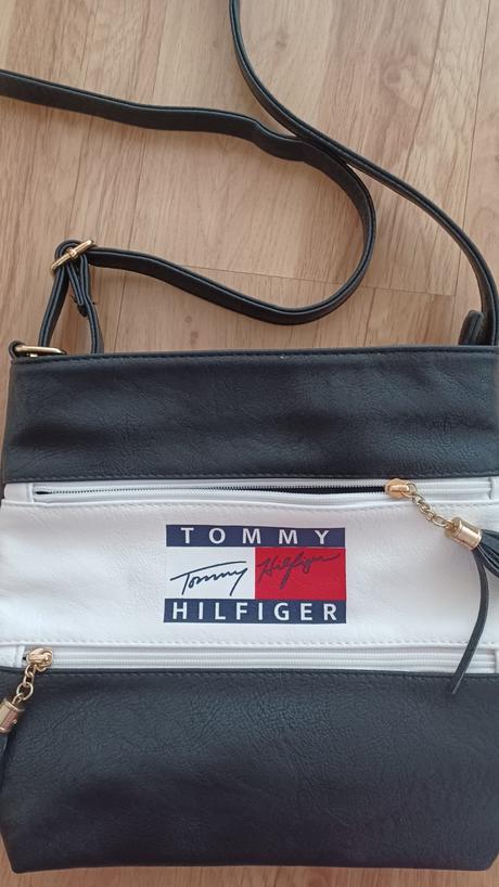 Crossbody kabelka,