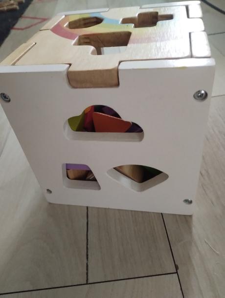 Prva vkladacka kocka small foot, 