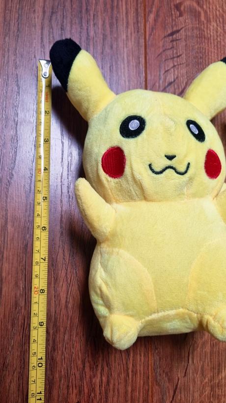B3730 pikachu plyšánky, 