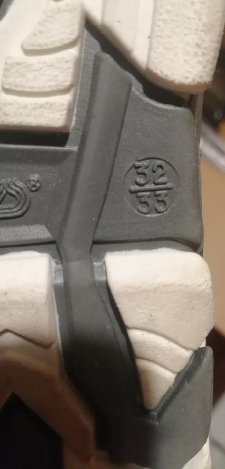 Snehule nepouzite, 32