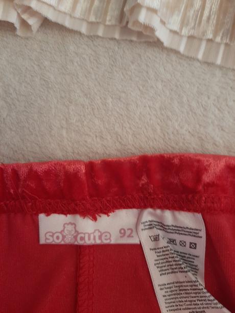 Vianocne oblecenie, 92