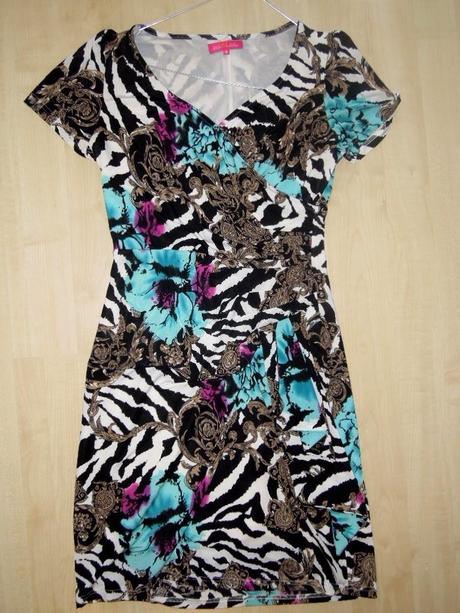 Kvalitné značk. šaty little budha /s-m/, s