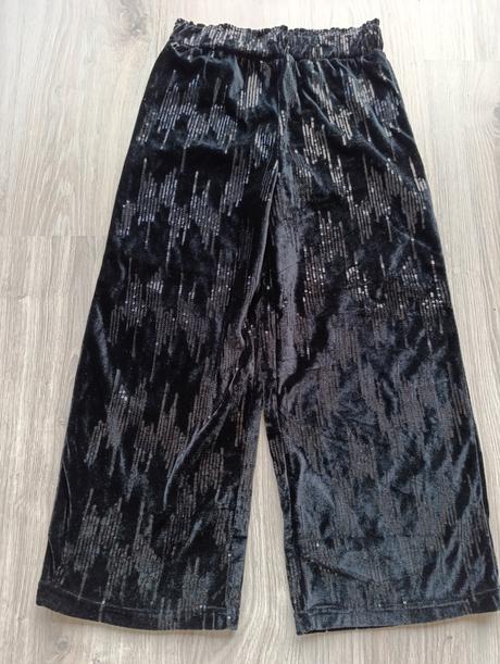 Dievčenské čierne široké nohavice, sinsay,134