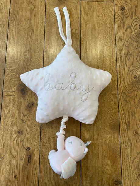 Hviezdička čo hrá uspávanku,