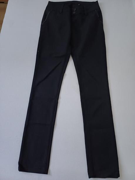 Čierne nohavice, dromedar,26