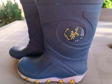 Gumáky 28/29, lupilu,28