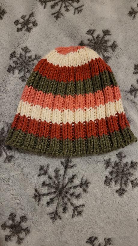 Damska farebná ciapka, h&m