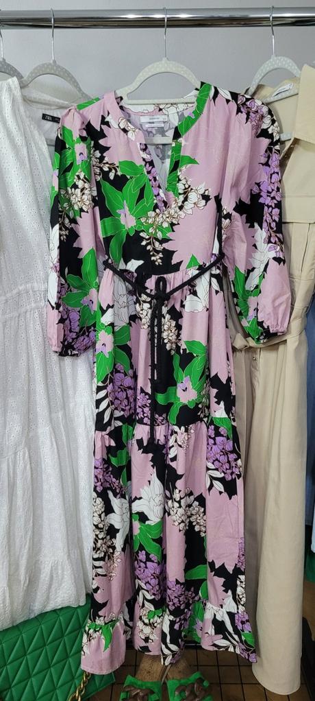 Šaty reserved, reserved,s