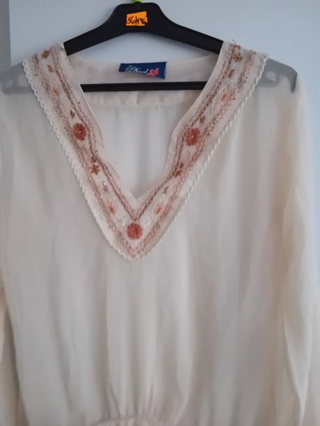 Dámska ľahká blúzka, s