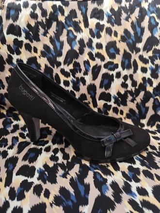 Bugatti kožené lodičky, 38