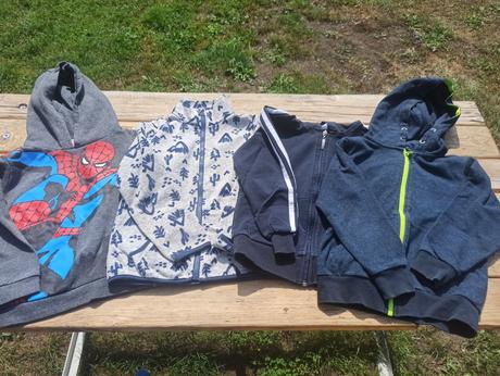 Veľký balík oblečenia 122/128, 122–134