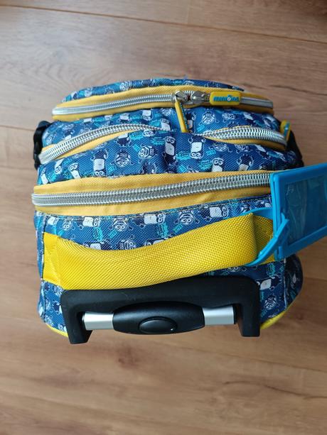 Taska na kolieskach mimoni, 