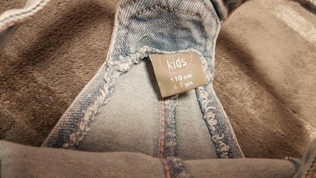 Rifľové šaty, 110