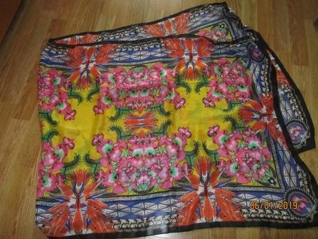 Nádherná šatka/šál, l