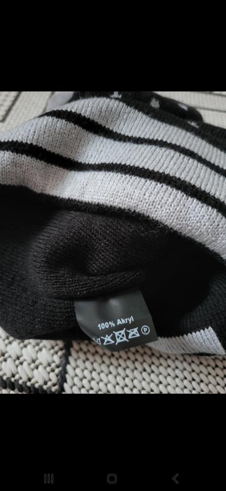 Hrubá zimná čiapka, 54