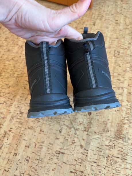 Nepremokave clenkove tenisky, 33