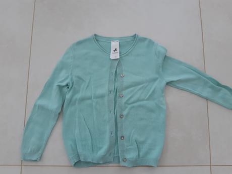 Predam svetriky, c&a,110