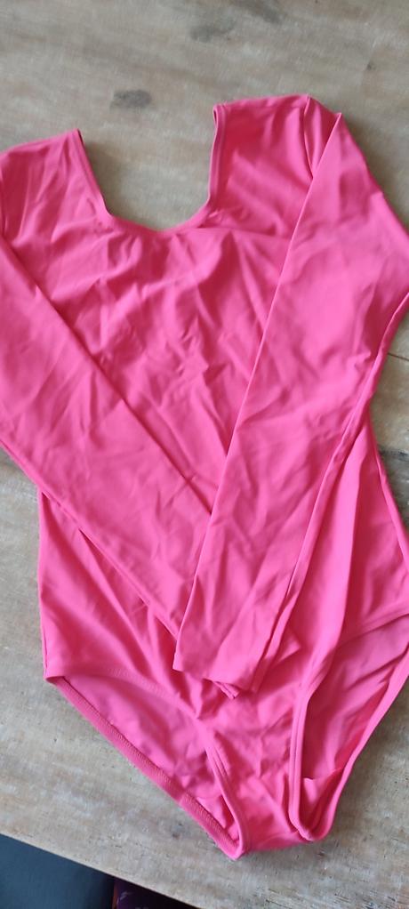 Gymnasticky dres, 164