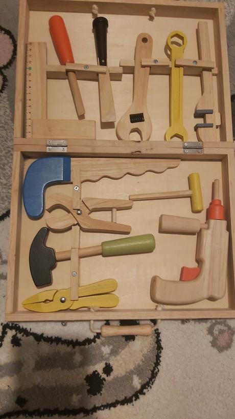 Kufrík s náradím, 