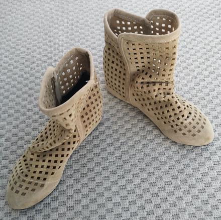 Ležérne perforované čižmičky, 36