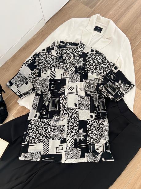 Čierno biela blúzka, l