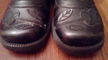 Spolocenske topanky, 22