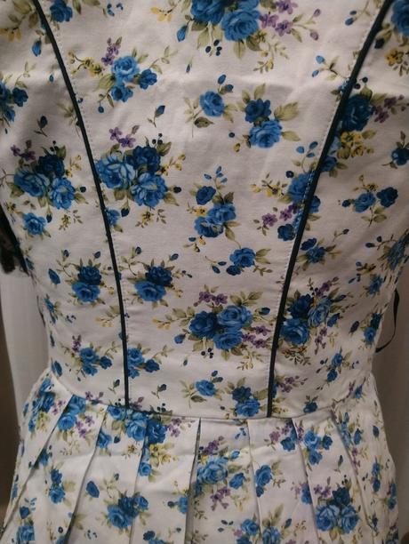 2 dielny kostým luxusný bavorský kroj kelliar, xs,