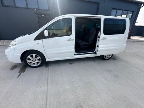 Prenájom 9miestneho auta, 