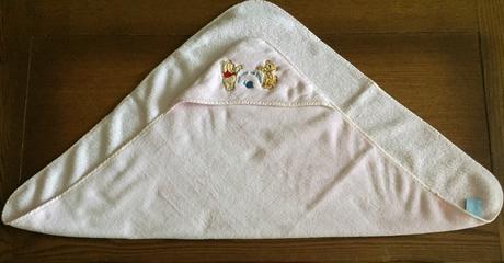 Dojčenská osuška/deka s kapucňou macko pooh,