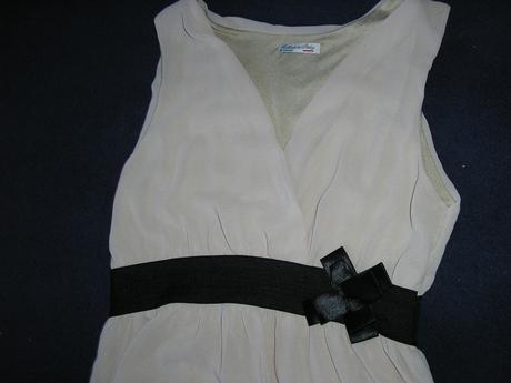 498. krémové šaty, s