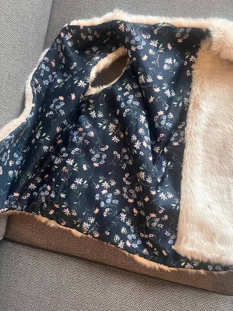 Kožušinková vesta, tchibo,176