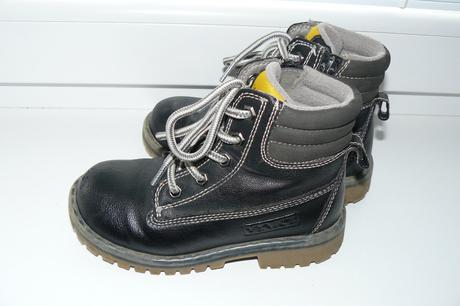 Vysoké topánky, 27