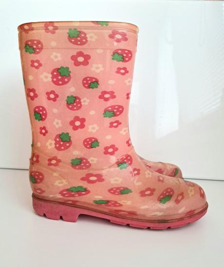 Dievčenské gumáky, 32