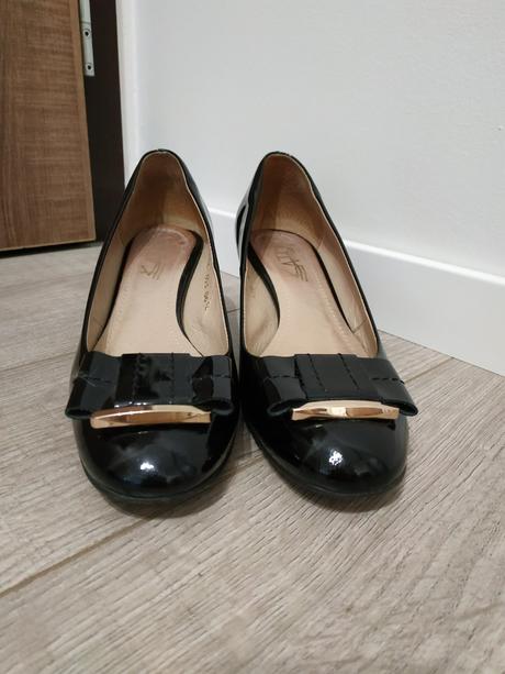 Kozene lodicky cierna lesk, vel. 38, 38