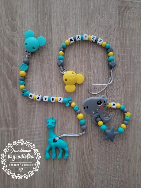 Retiazky na cumlík a hryzadielka,