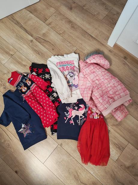 Mix oblečenia, 104–116