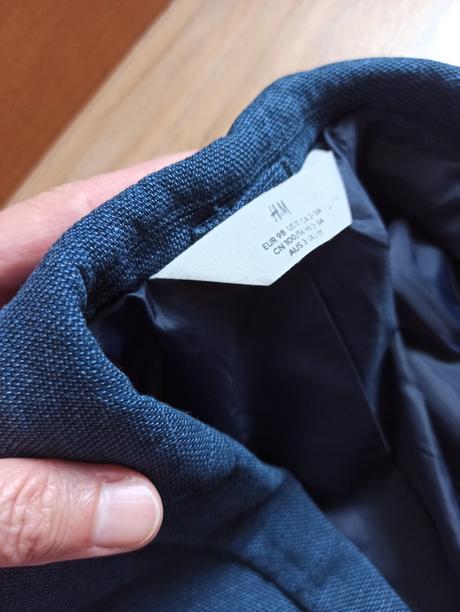Oblek h&m, 98