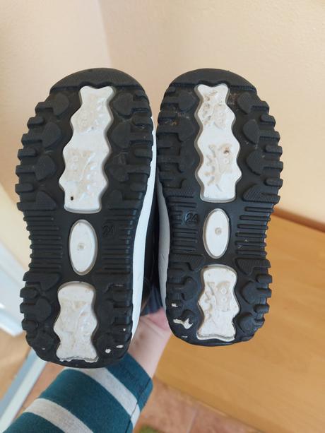 Chlapčenské snehule 24, 24