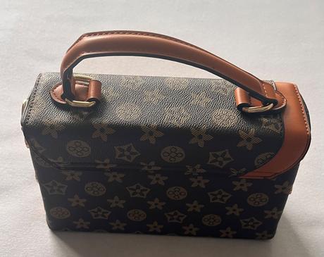 Kabelka lv - pekný fejk ., louis vuitton