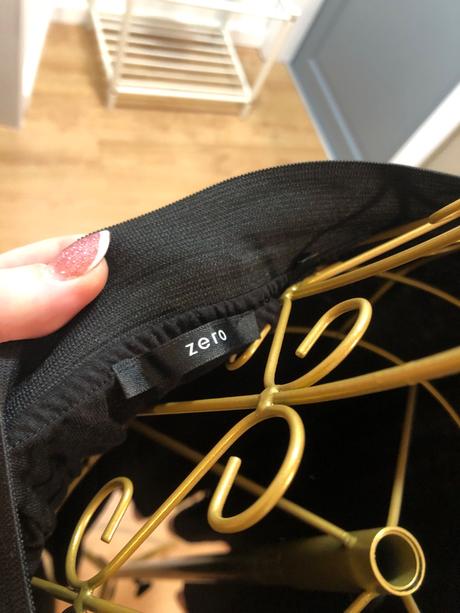 Zero luxusná sukňa, 42