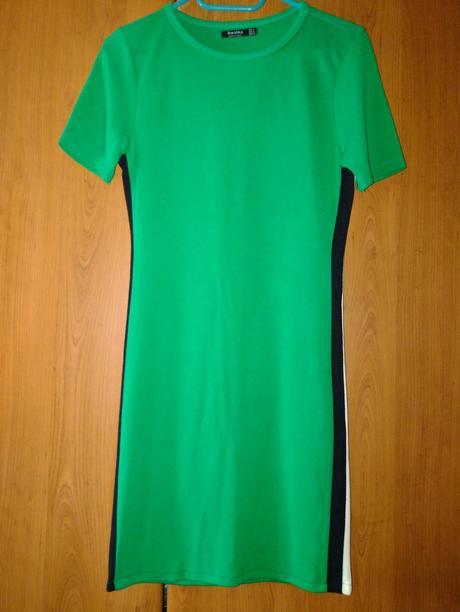 Tričkové šaty, bershka,s