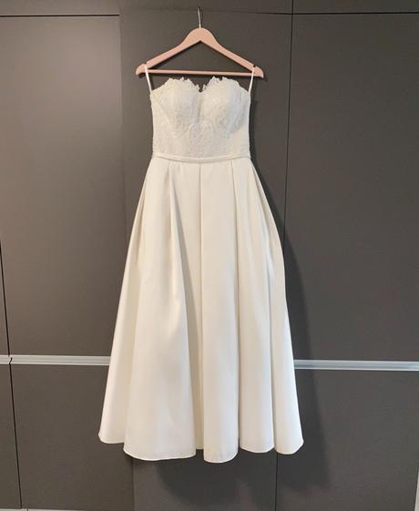 Svadobne saty (šampaň farba), 36