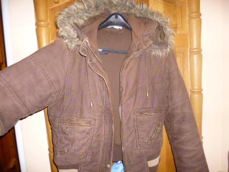 Menčestrova bundička, 164