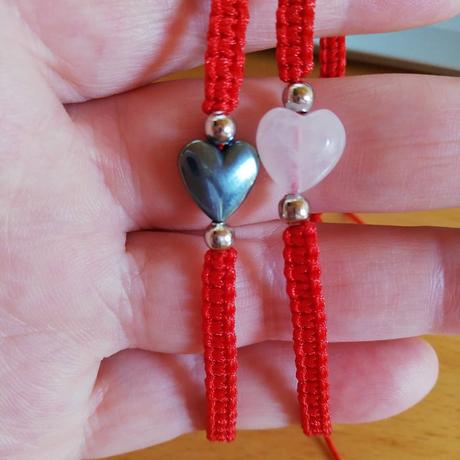 Handmade náramky, kľúčenky, talizman do auta, 