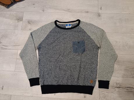 Pekný pulóver -l, l