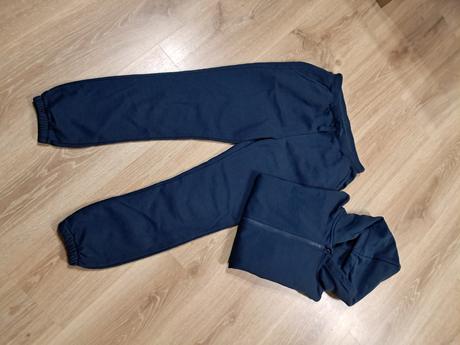 Tepláková súprava, 146