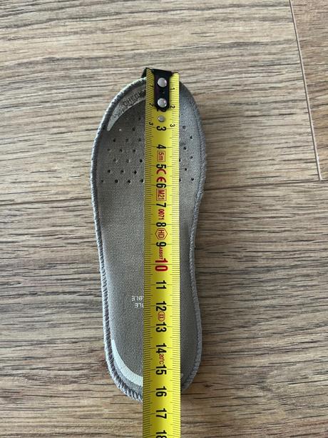 Dievcenske tenisky, geox,26